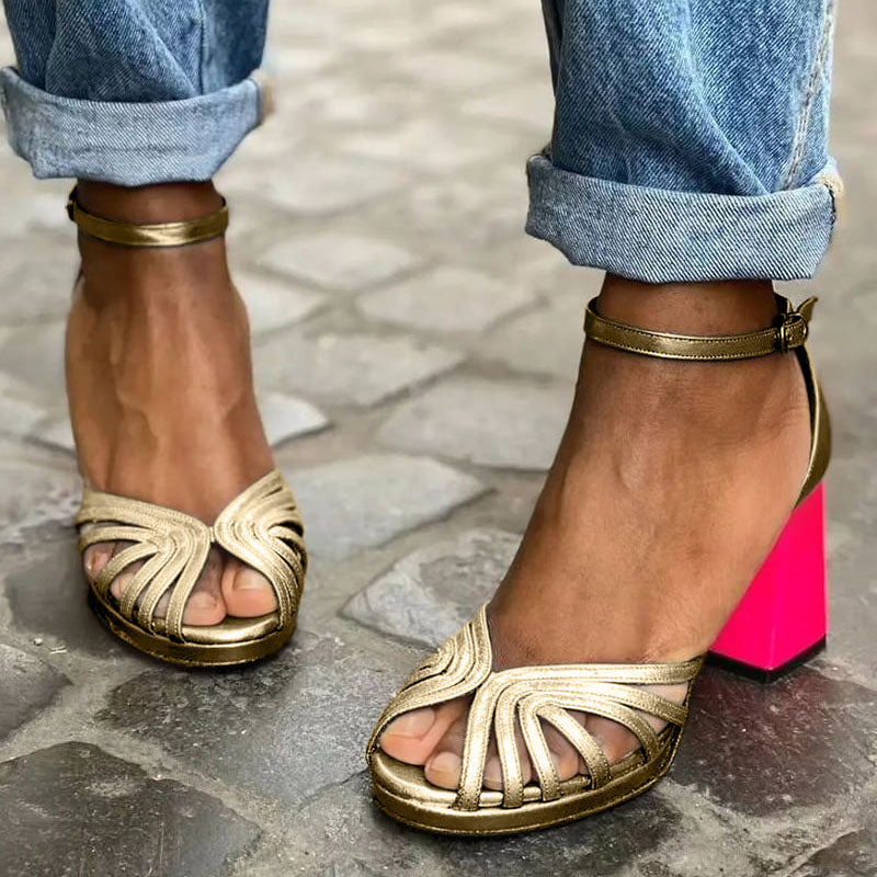 Allegra | Sandali Classici con cinturino dorato