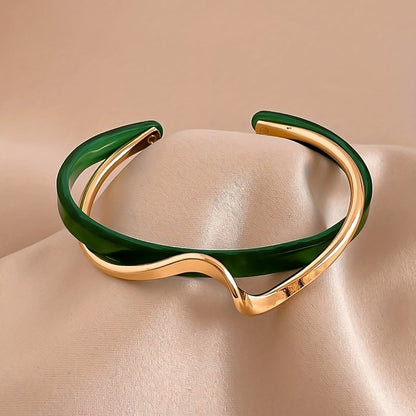 Bracciale Rigido a Forma di Onda Placcato in Oro 18K