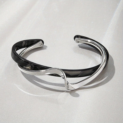 Bracciale Rigido a Forma di Onda Placcato in Oro 18K
