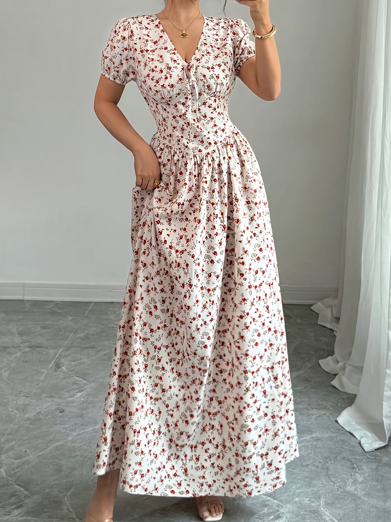 Elegant Floral Print V-Neck Maxi Dress for Women - Short Sleeve, Cinched Waist, Flowing A-Line Skirt, Lightweight Polyester, Perfect for Summer, Floral Dress