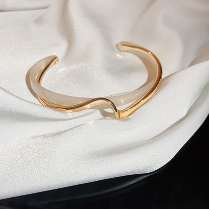 Bracciale Rigido a Forma di Onda Placcato in Oro 18K
