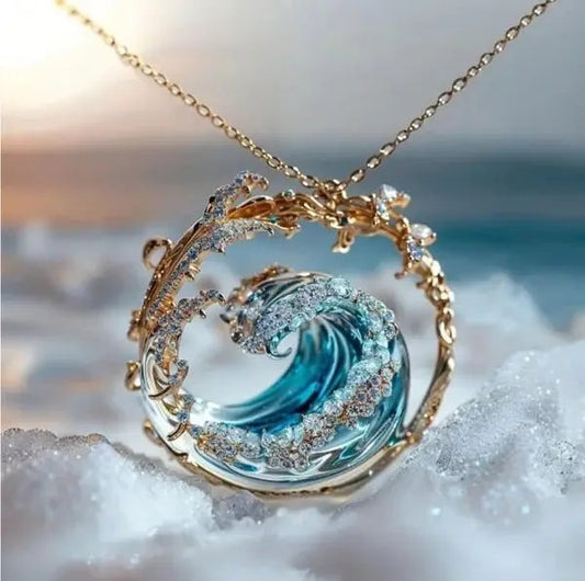 Collana con onda dell'oceano
